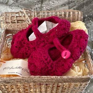 Loralin Design Baby Booties. Hand crocheted in Peru. In gift box. Never worn.